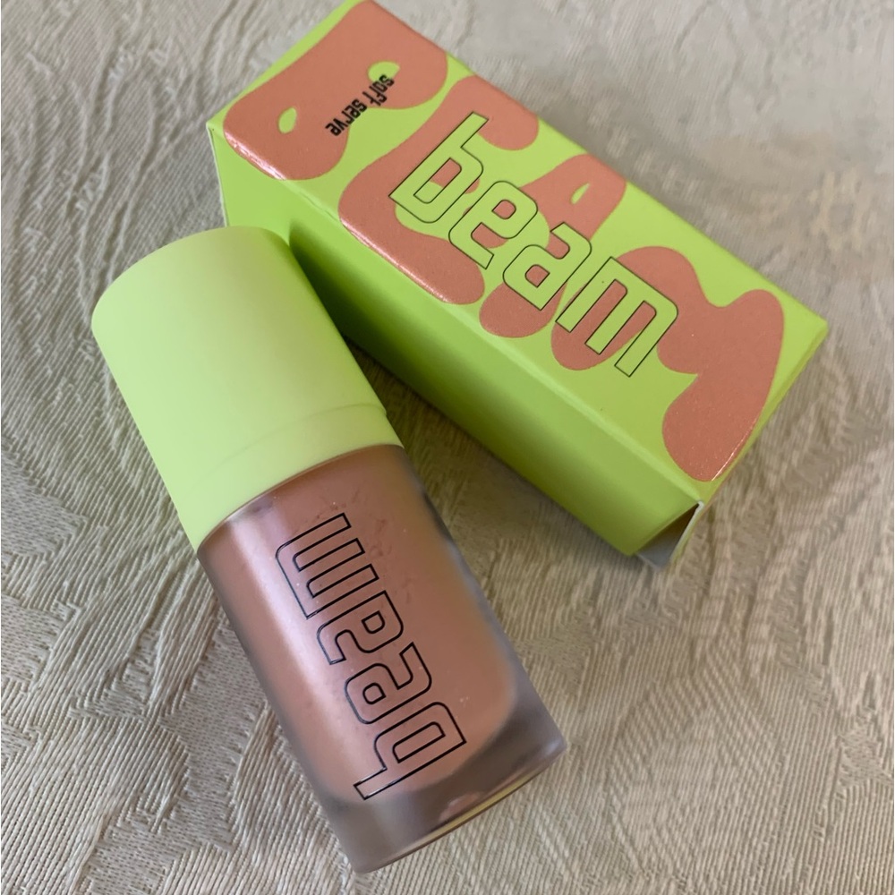 Made by Mitchell Beam Lipgloss in Soft Serve BNIB